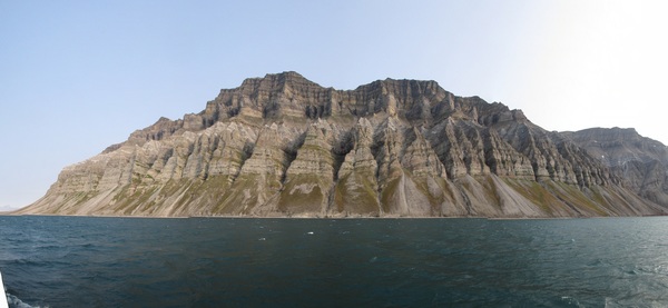 SJSPIT - Spitsbergen - Rock Wall.jpg